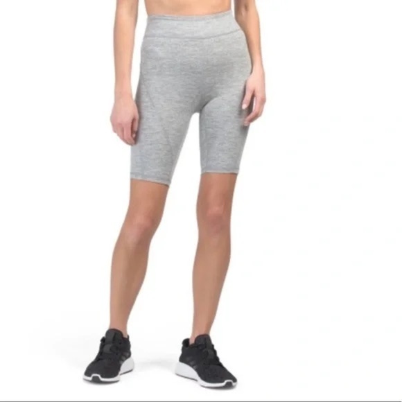 FP MOVEMEN by FREE PEOPLE NWOT Biker Baby Bike Shorts in Gray - Picture 4 of 9